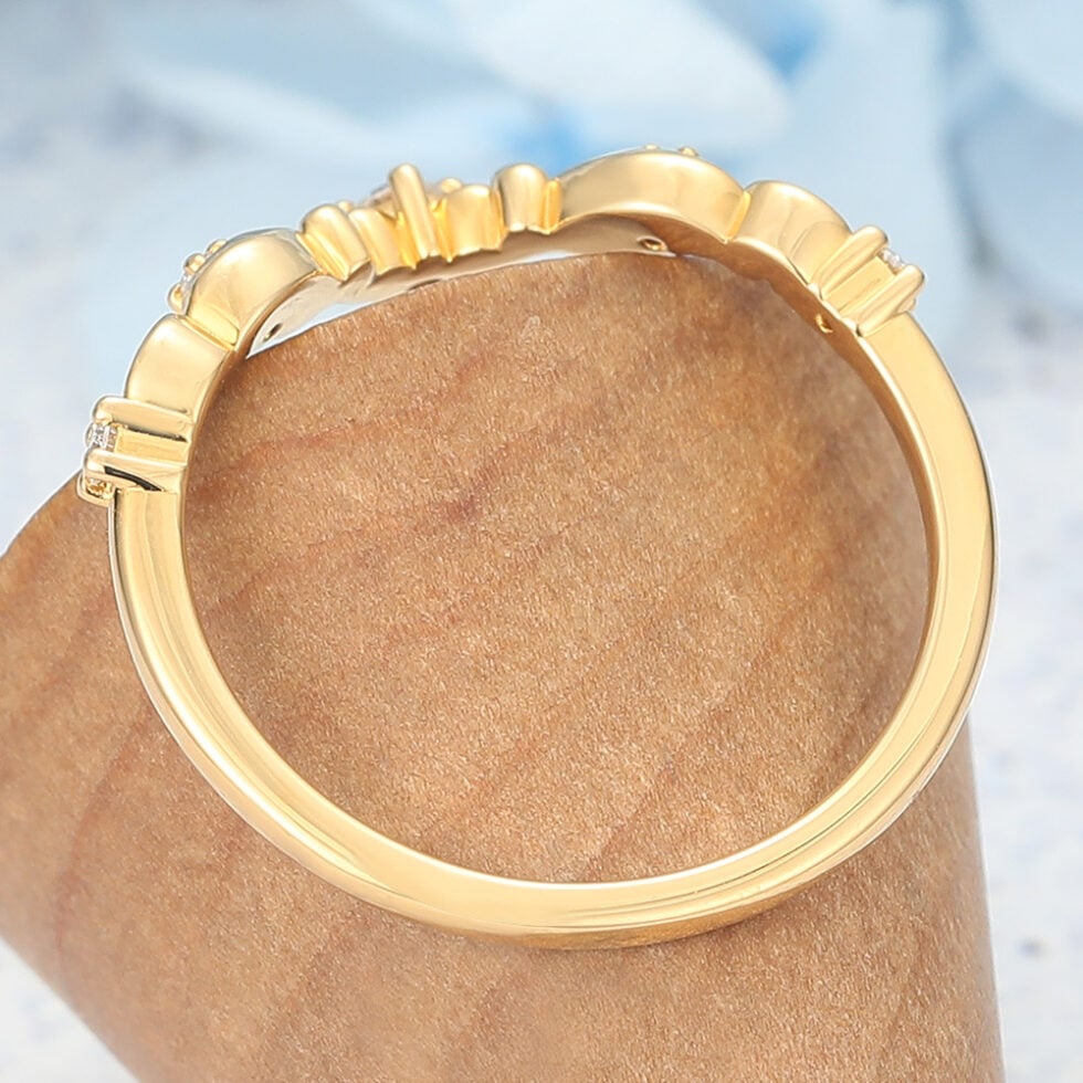 Vintage Filigree Curved Wedding Band with Moissanite Accents