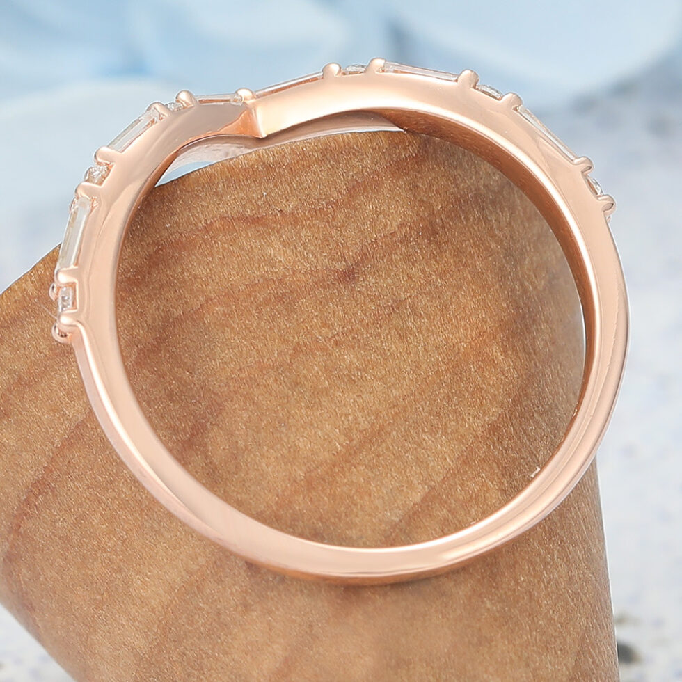 Alternating Round and Baguette Moissanite Wedding Band