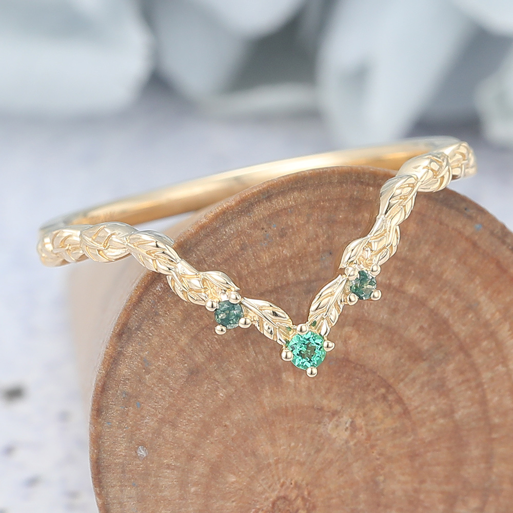 Curved Wedding Band with Lab Emerald & Moss Agate Accents (4) Curved Wedding Band with Lab Emerald & Moss Agate Accents (4)
