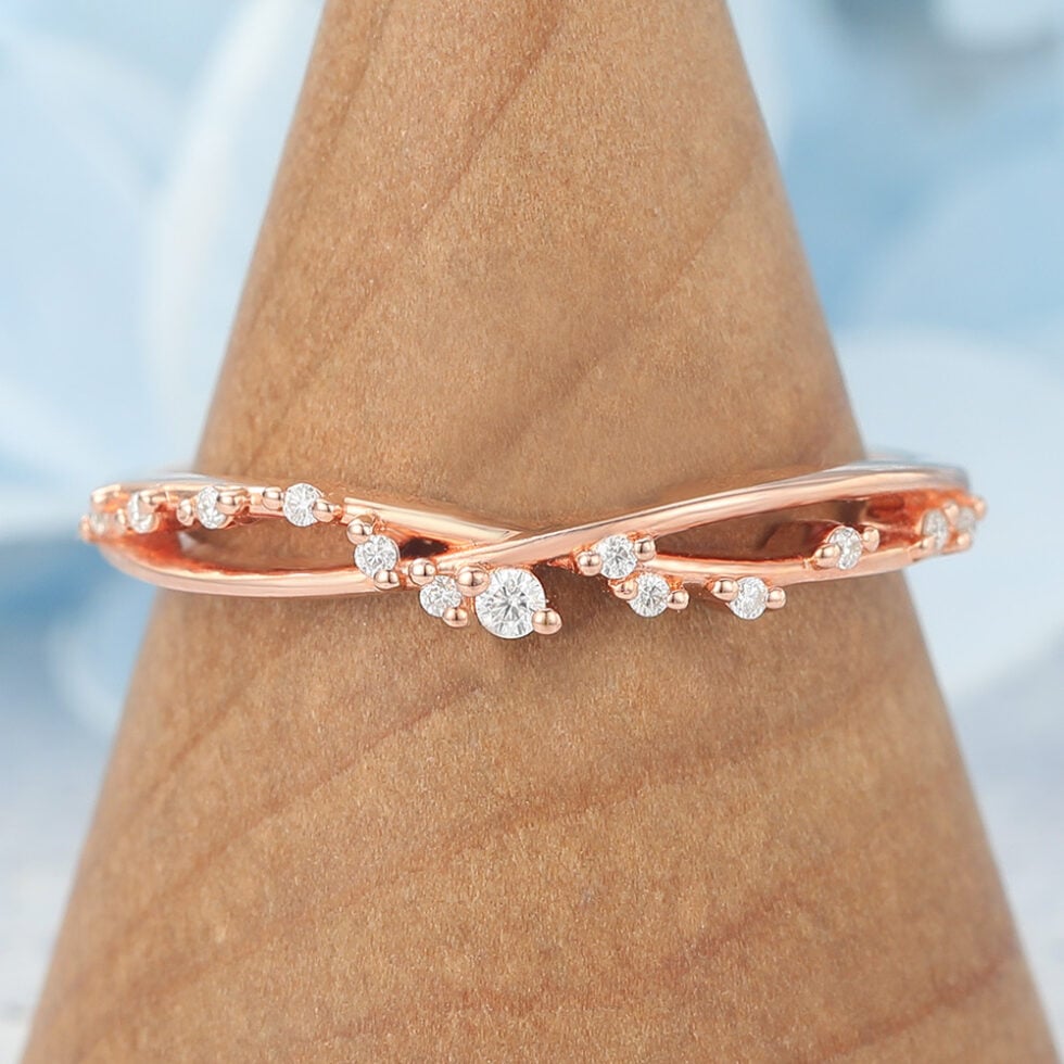 Infinity-Inspired Curved Wedding Band with Petite Diamonds