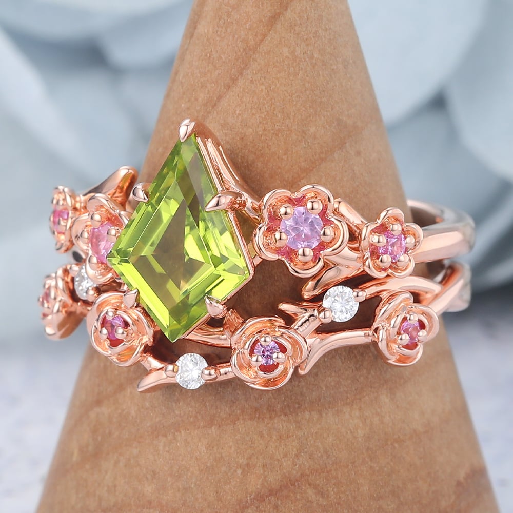 Kite Cut Peridot Bridal Ring Set Nature-Inspired Engagement Ring (2) Kite Cut Peridot Bridal Ring Set Nature-Inspired Engagement Ring (2)