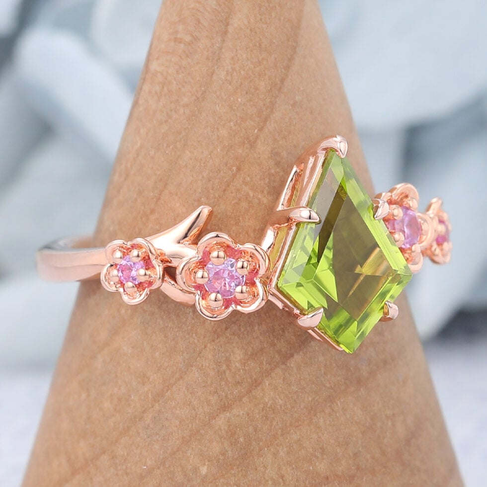 Kite Cut Peridot Engagement Ring Natural-Inspired Band
