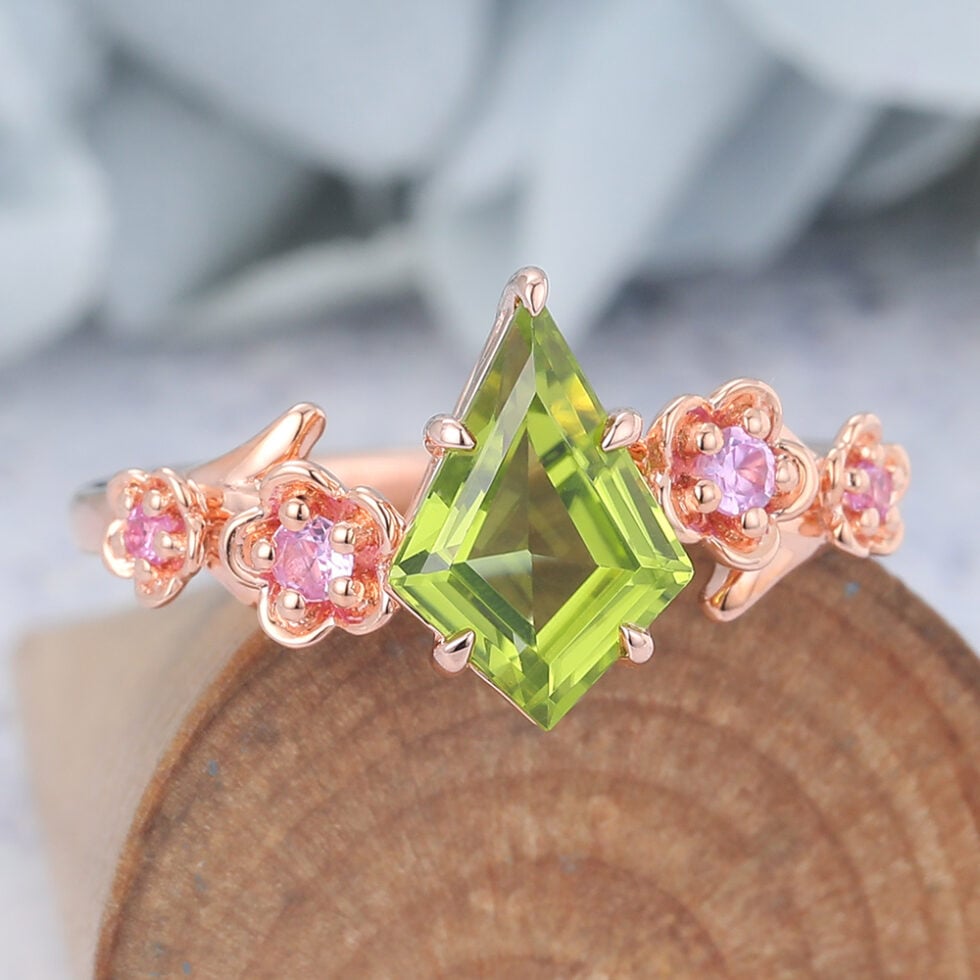 Kite Cut Peridot Engagement Ring Natural-Inspired Band