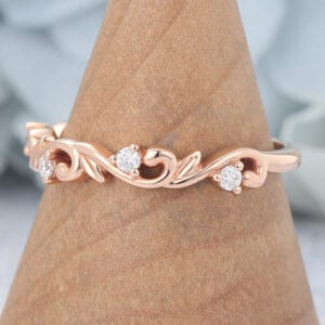 Leaf-Inspired Round Moissanite Curved Wedding Band