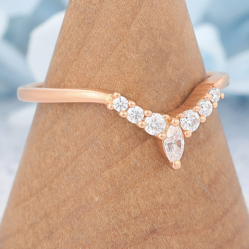 Matte Finish Curved Wedding Band Moissanite Stackable Ring