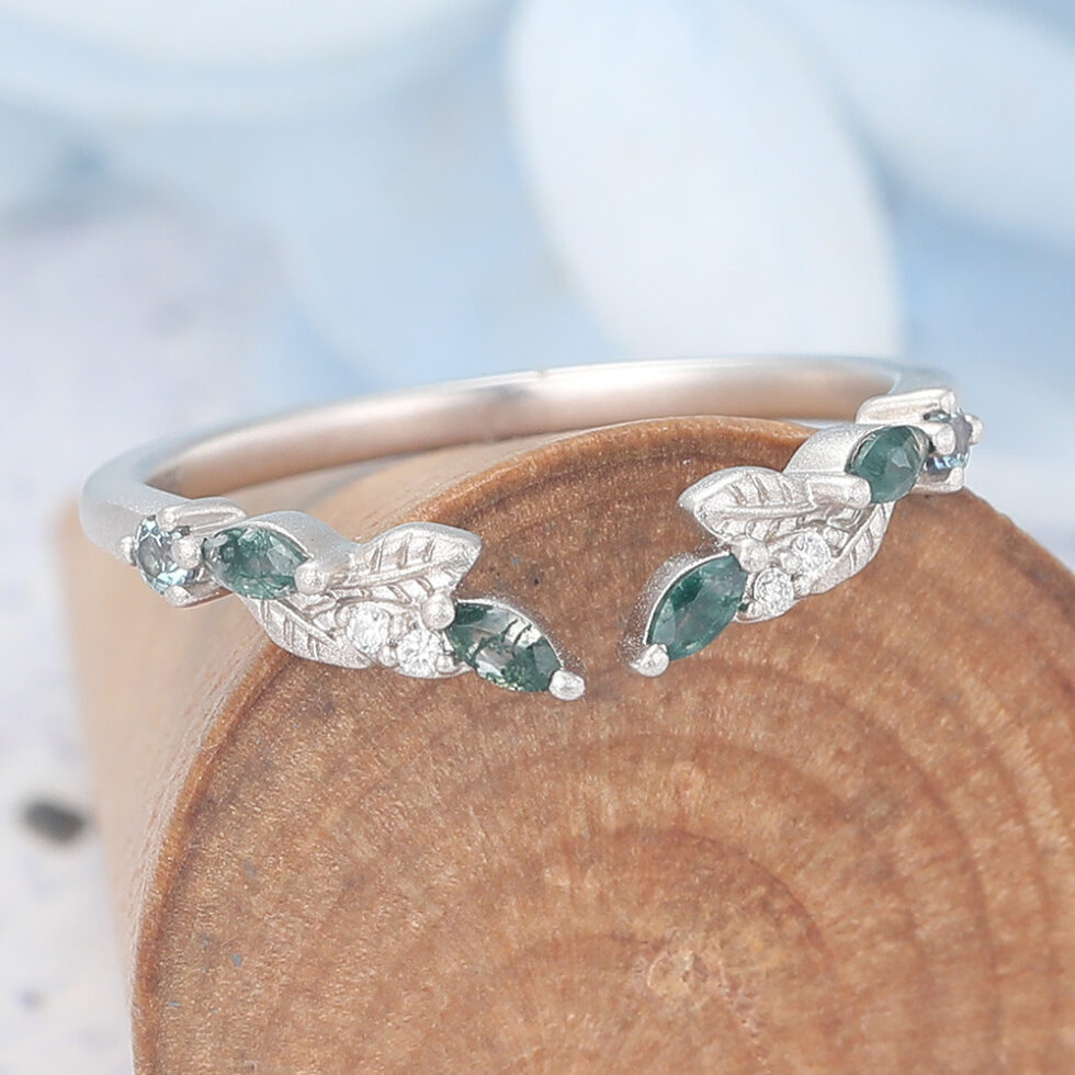Matte Finish Nature-Inspired Curved Open Wedding Band