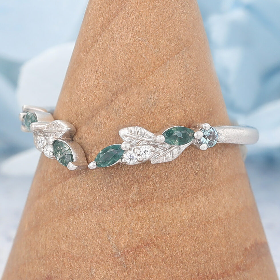 Matte Finish Nature-Inspired Curved Open Wedding Band