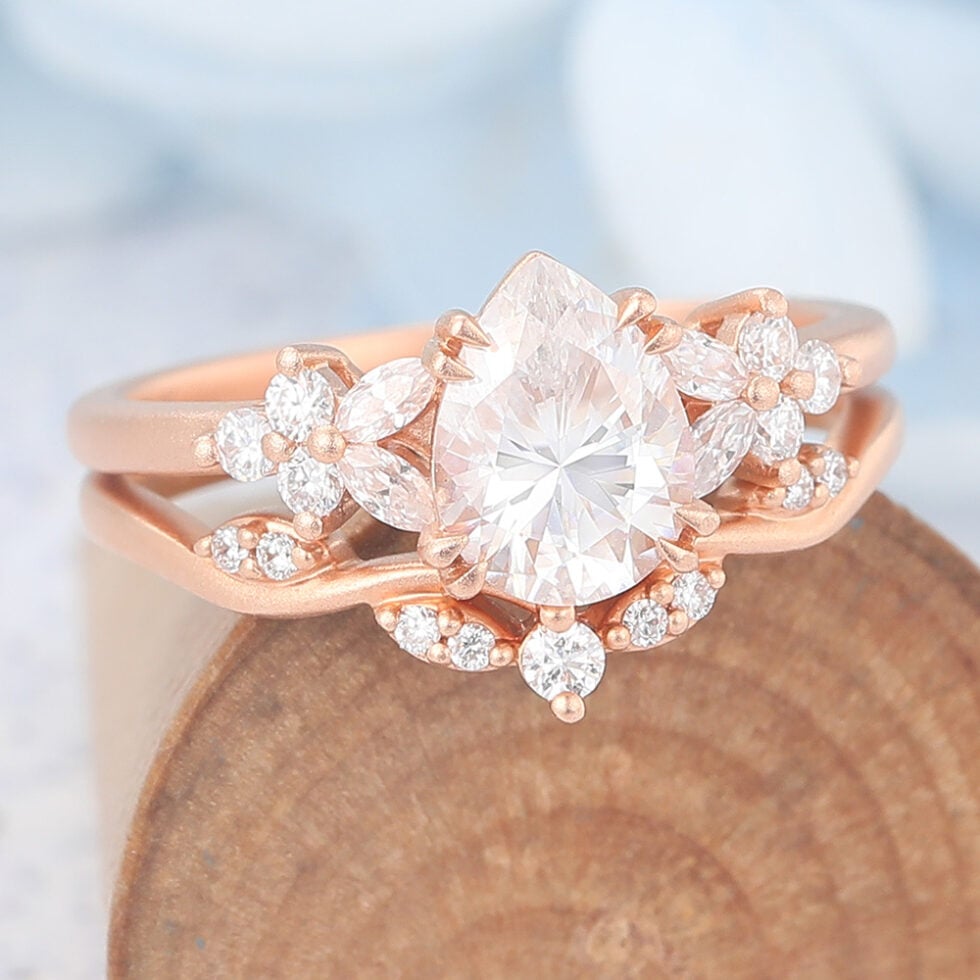 Morganite vs Moissanite Matte Finish Pear Cut Moissanite Engagement Ring Set 2PCS