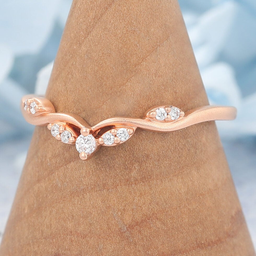 Matte Finish Curved Moissanite Wedding Band Gift For Women