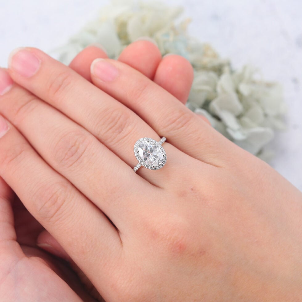 Oval Cut Moissanite Halo Engagement Ring