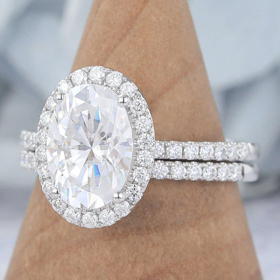 Vintage Oval Cut Moissanite Halo Engagement Ring Set