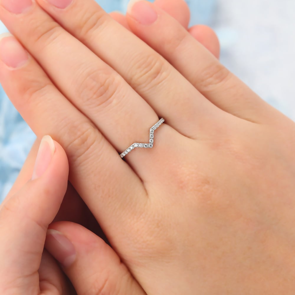 Pavé Moissanite V-Shaped Curved Wedding Band