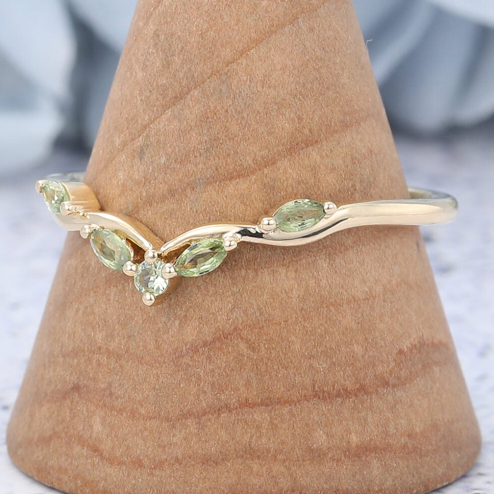 Round & Marquise Peridot Curved Wedding Band