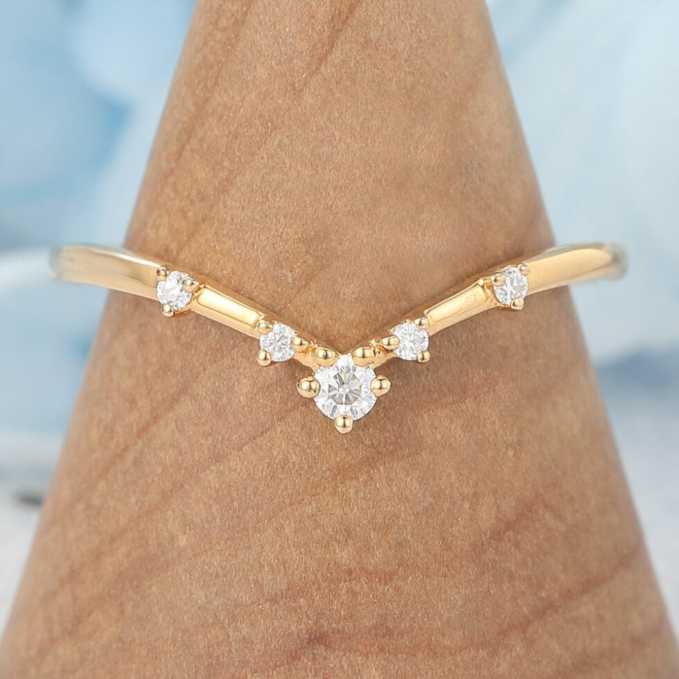 Moissanite Curved Wedding Band