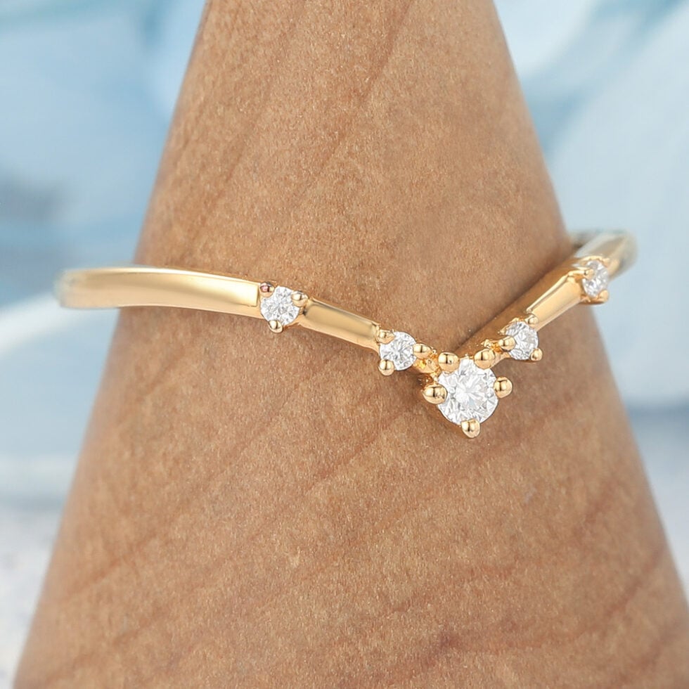 Moissanite Curved Wedding Band