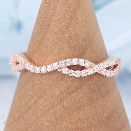 Infinity-Inspired Curved Wedding Band with Petite Moissanite