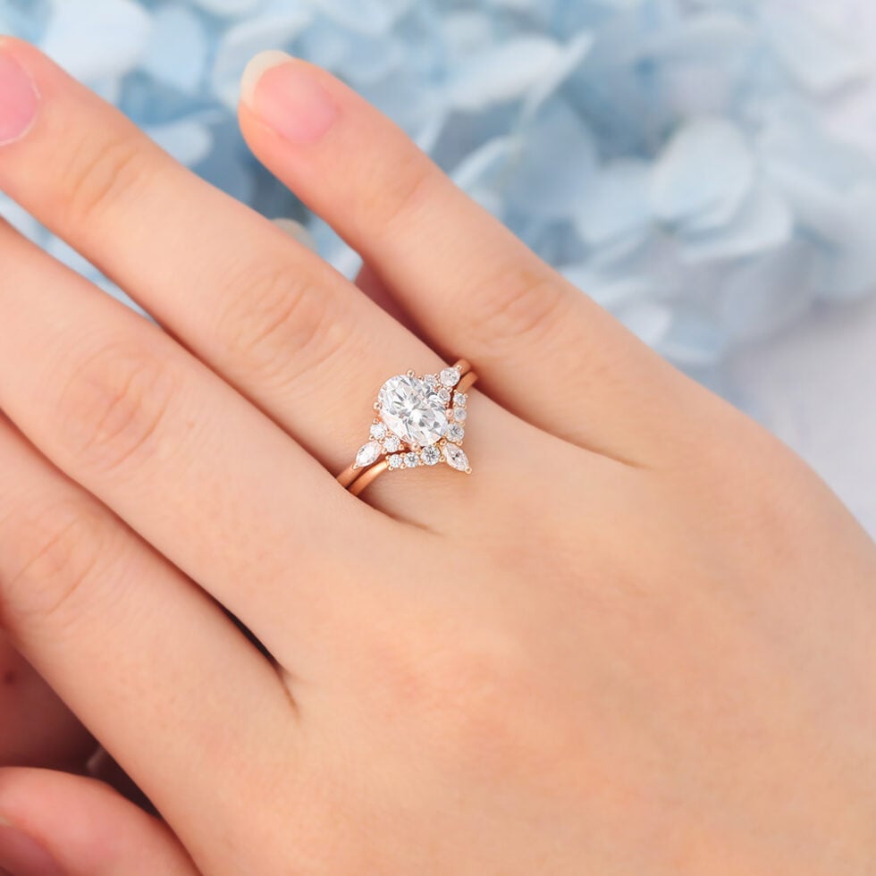 Matte Finish Vintage Oval Cut Moissanite Engagement Ring Set