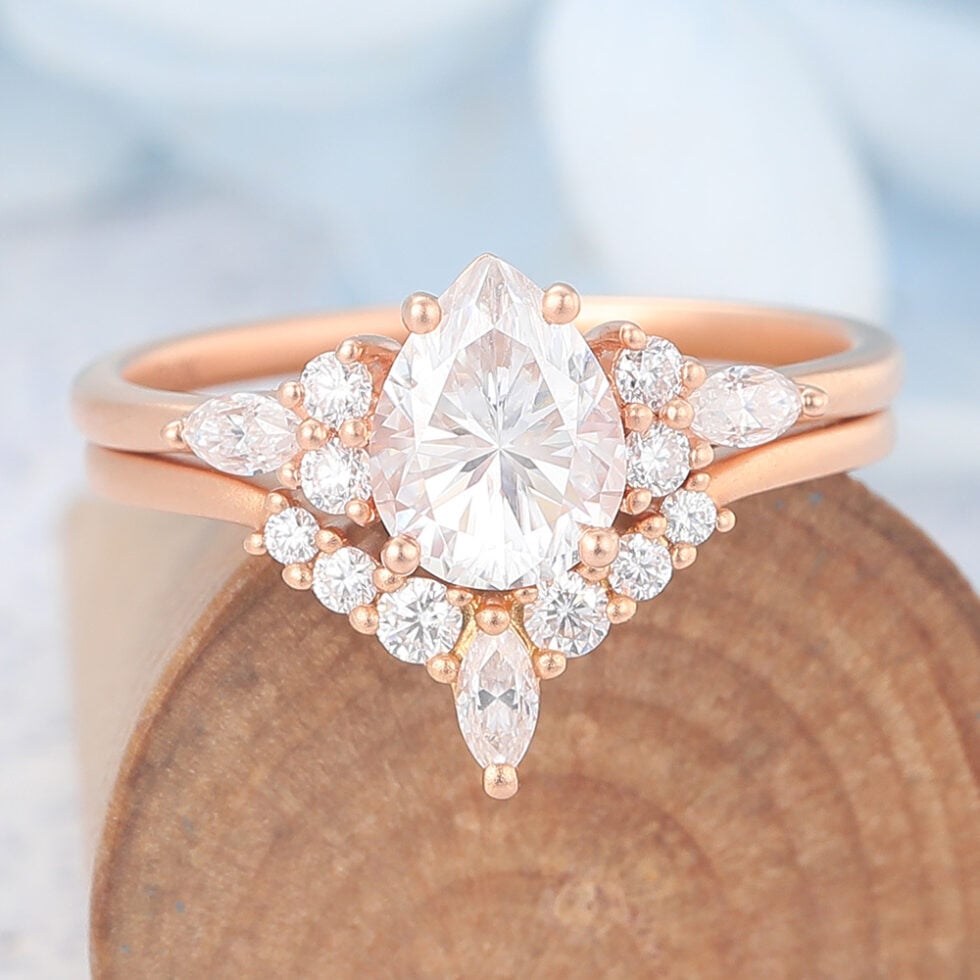 Matte Finish Vintage Pear Cut Moissanite Engagement Ring Set