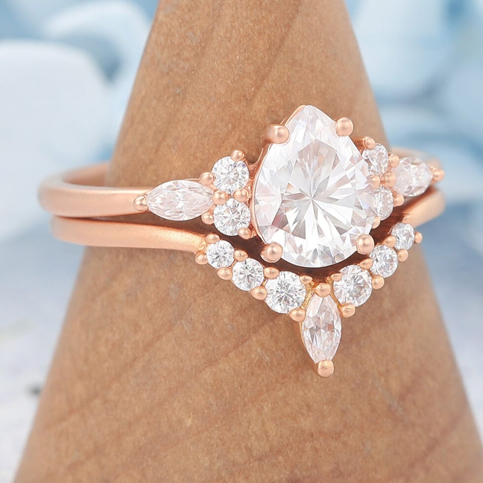 Matte Finish Vintage Pear Cut Moissanite Engagement Ring Set