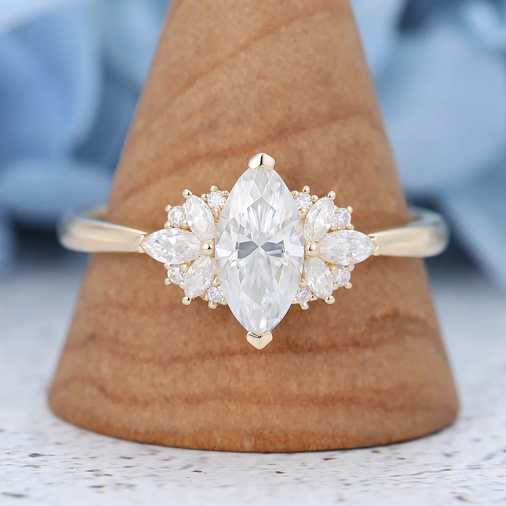 Christmas Jewelry Colored Moissanite